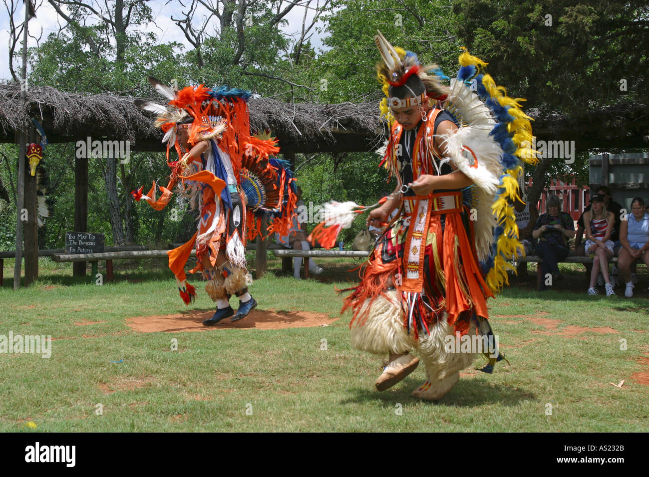 Indian City Anadarko OK USA traditional dance Stock Photo Alamy