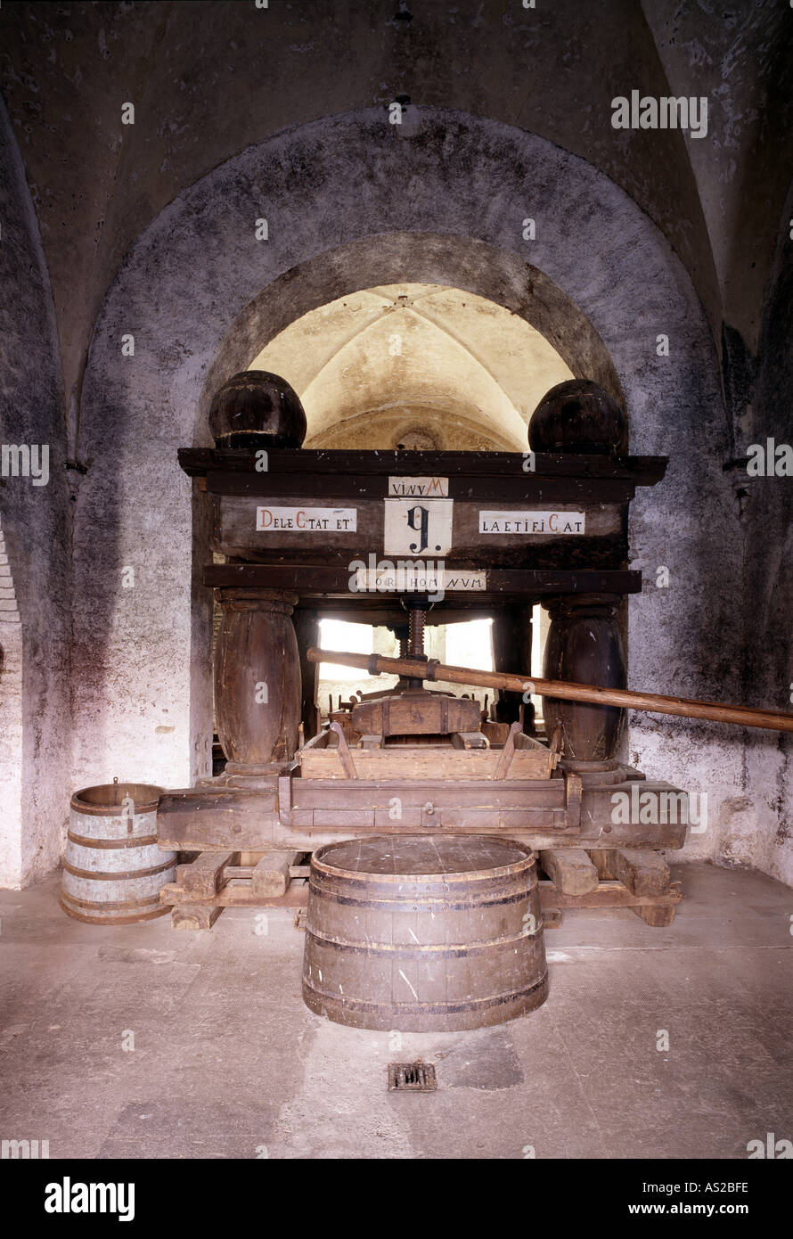 Eberbach, Zisterzienserkloster, Ehemaliges Laienrefektorium, Weinpresse  (Kelter) Stock Photo