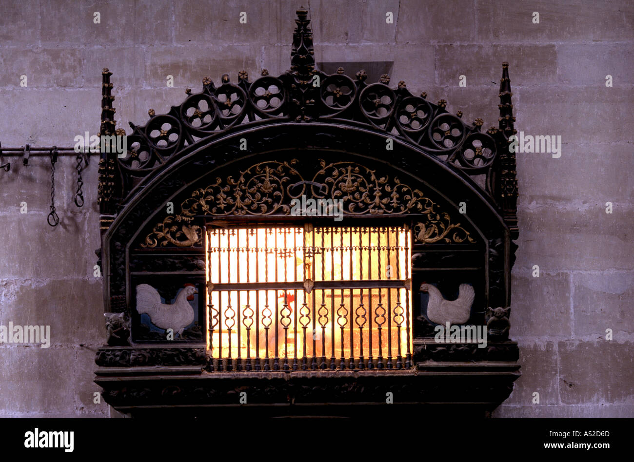 Santo Domingo de la Calzada, Kathedrale, Spätgotischer Hühnerkäfig, Erinnerung an Wunder (Erweckung eines Brathähnchens) Stock Photo