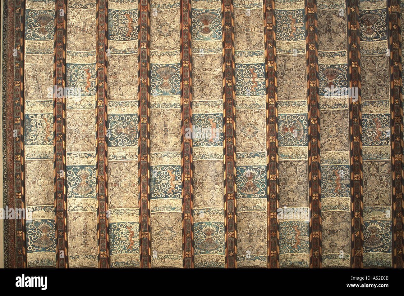 Artesonadodecke hi-res stock photography and images - Alamy