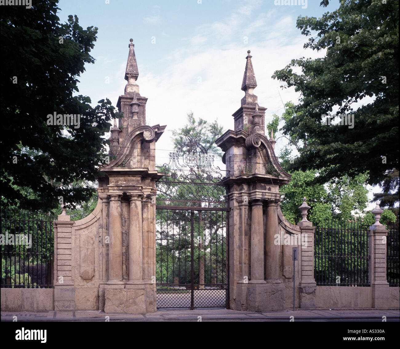 Coimbra, Jardim botanico erbaut ab 1772, Eingangstor zum Garten Stock
