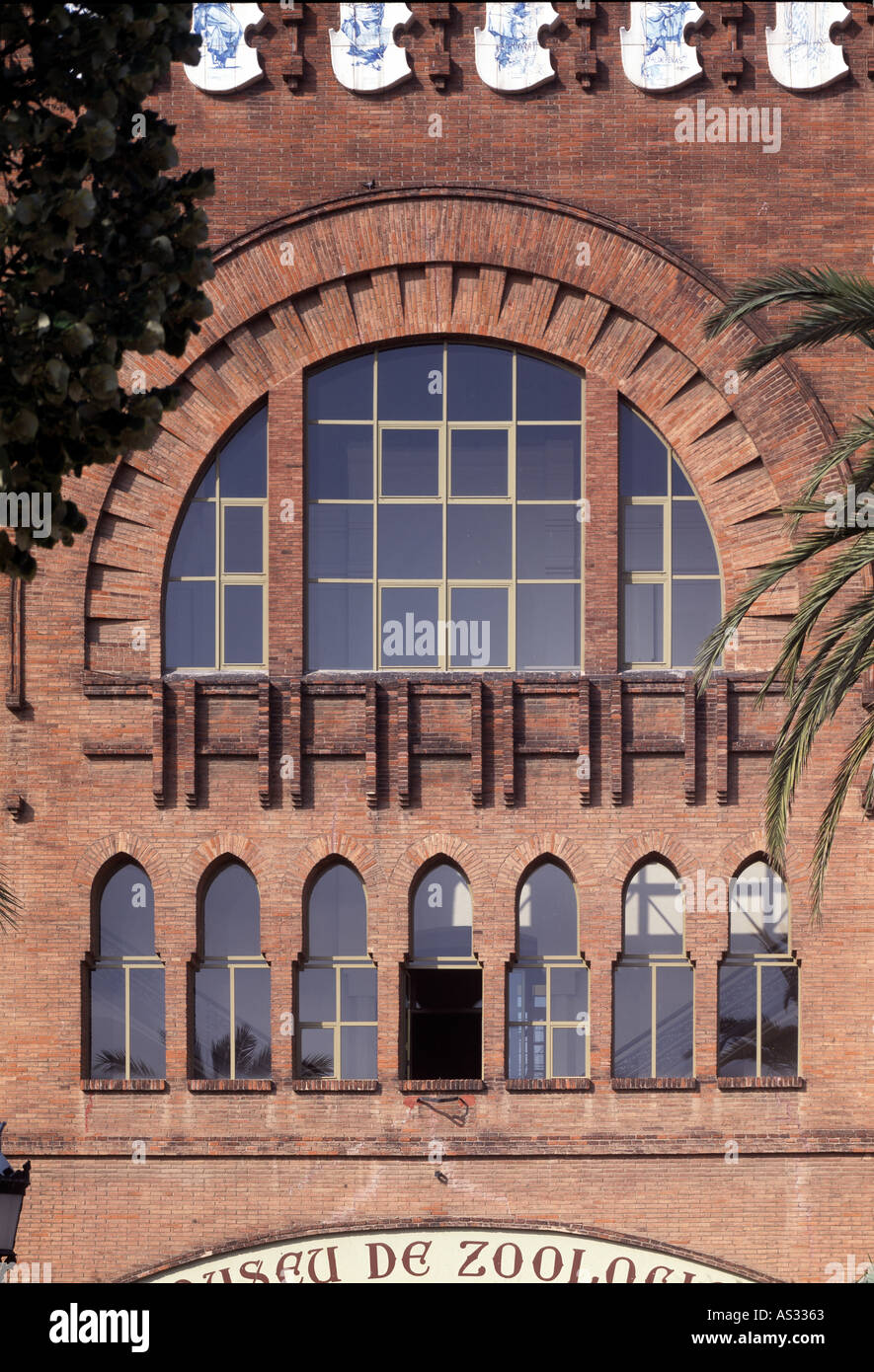 Barcelona,  Museo de Zoologia, Fassade, Detail, Architekt: Lluis Domenech i Montaner 1887-1888 Stock Photo