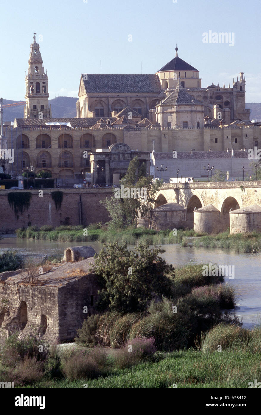 Cordoba, Große Moschee ( Mesquita), Blick über den Fluß Stock Photo