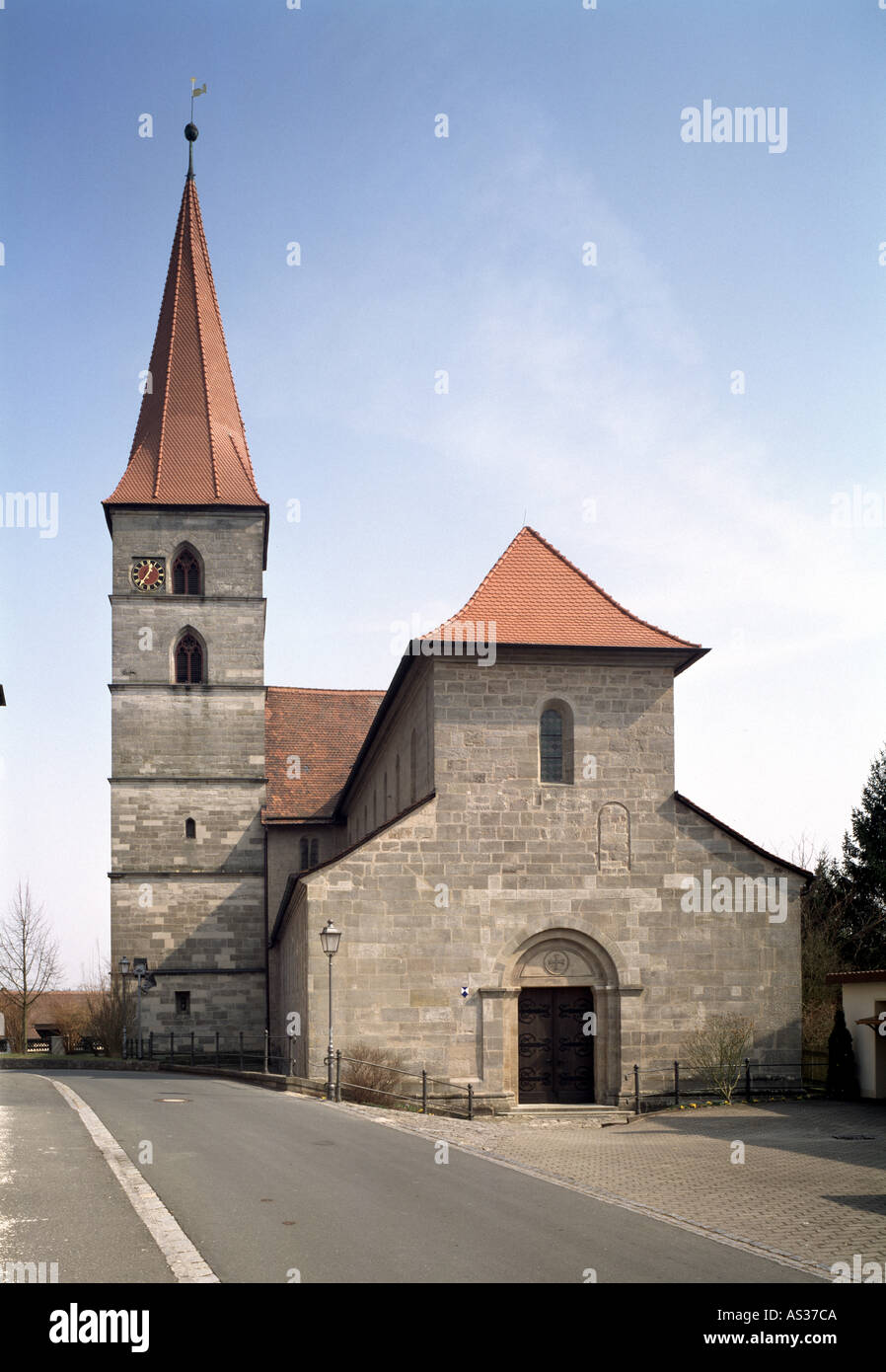 Münchaurach, Klosterkirche, Blick von Westen Stock Photo
