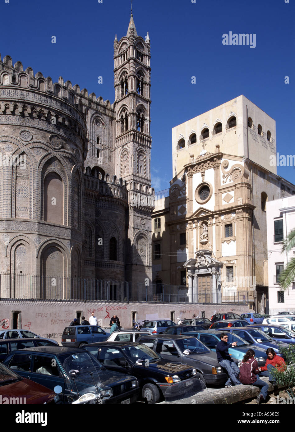 Palermo, Piazza del Angeli, Kathedrale links Stock Photo