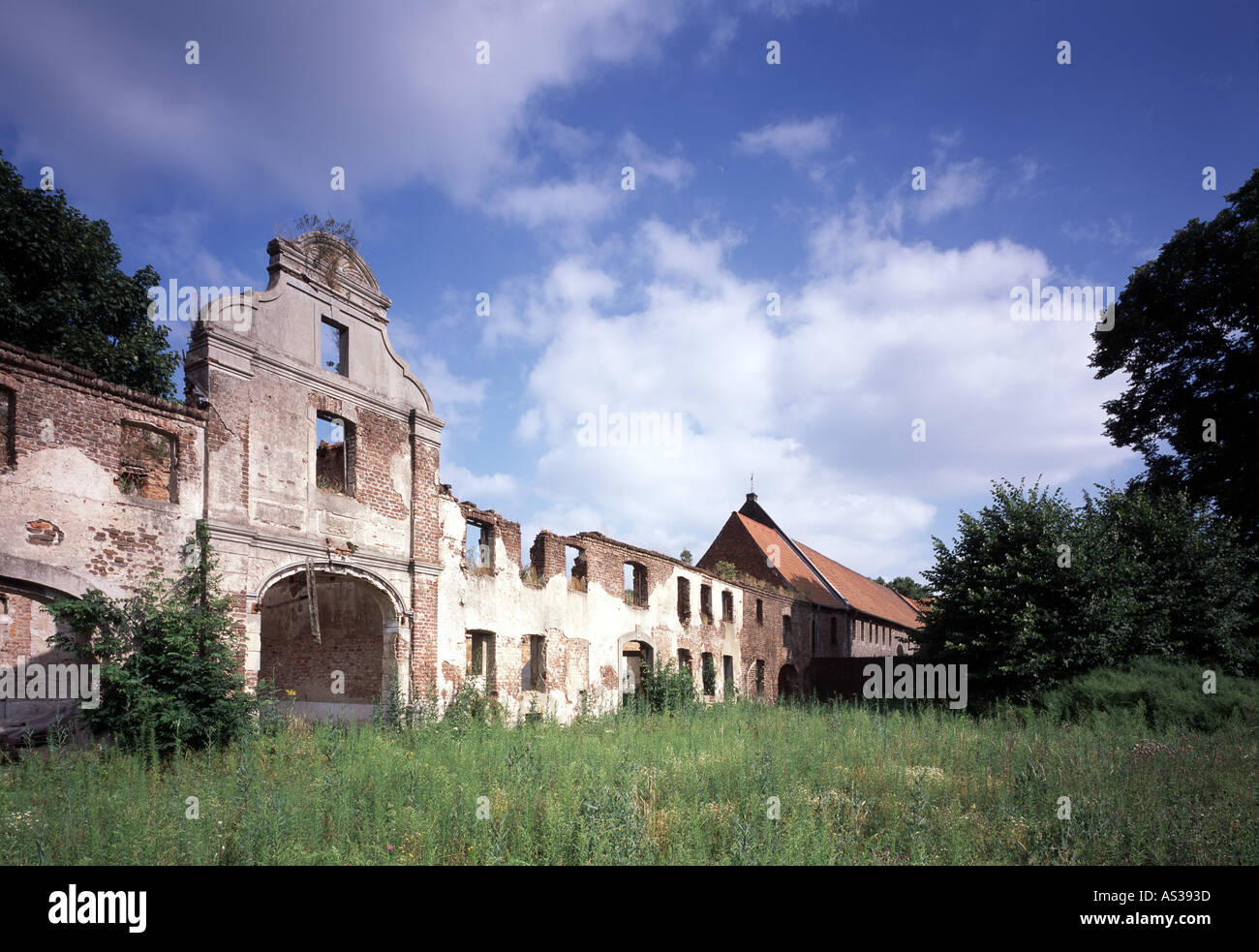 Meerbusch Buderich Haus Meer Remise Des Ehemaligen Gutshofs Nordwestansicht Stock Photo Alamy