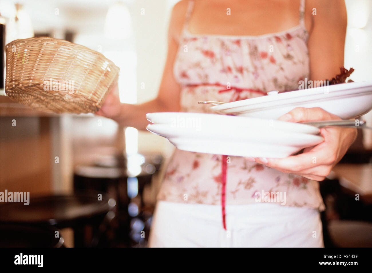 Clearing table restaurant coffee hires stock photography and images