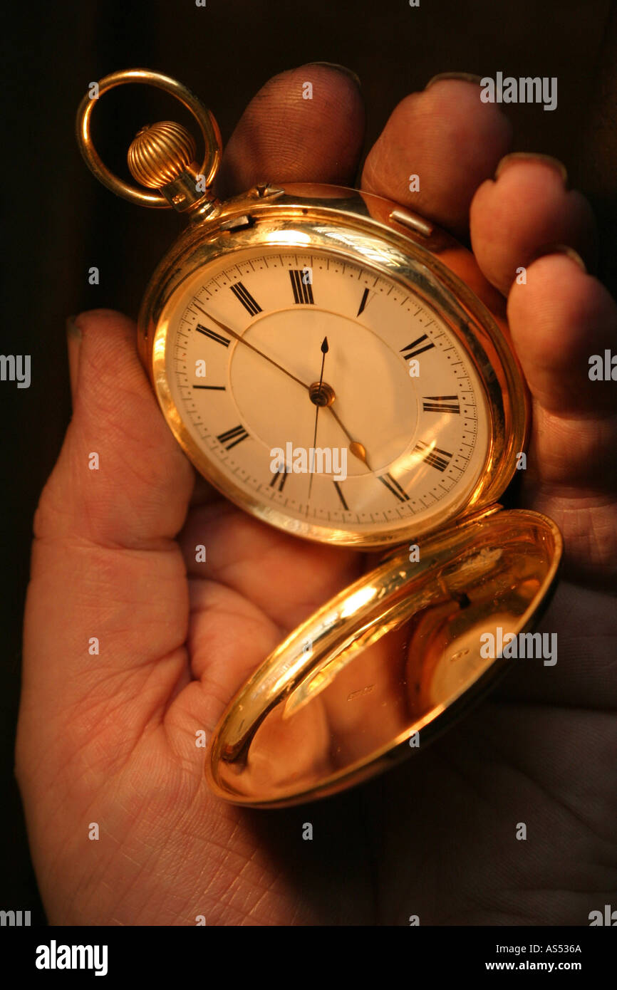 Watch and jewellery repairs in the Jewellery Quarter Hockley Stock Photo Alamy