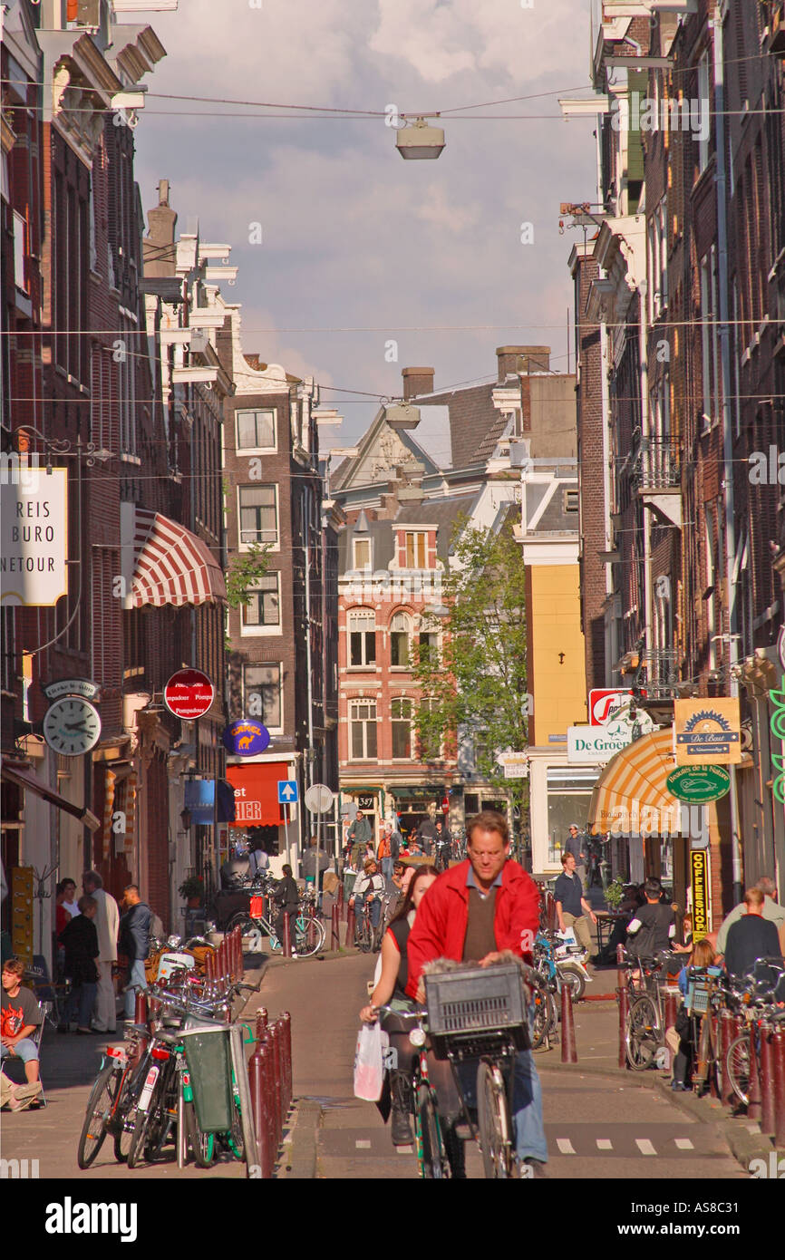 Cyclists in the street hi-res stock photography and images - Alamy