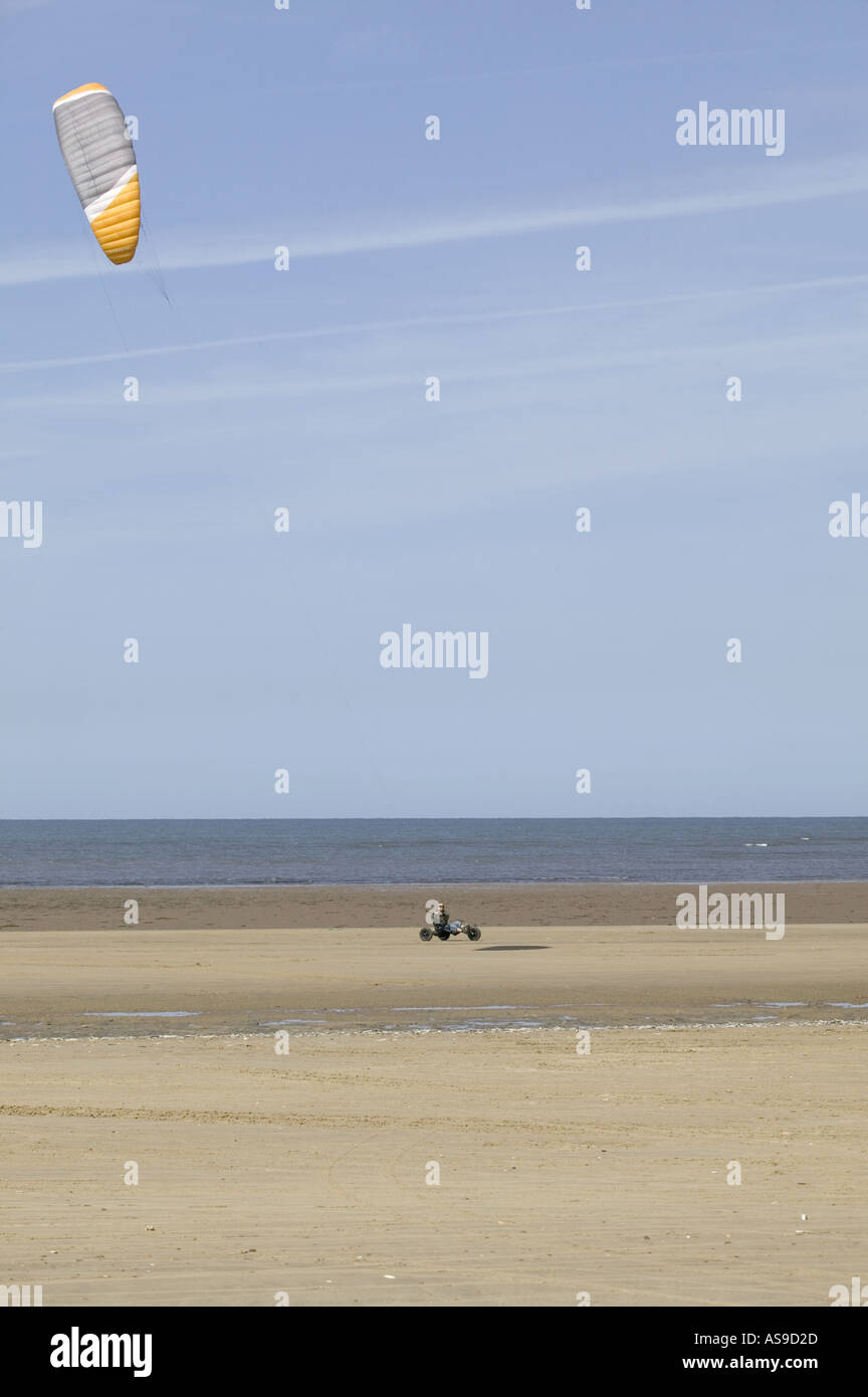 Power kite buggy hires stock photography and images Alamy