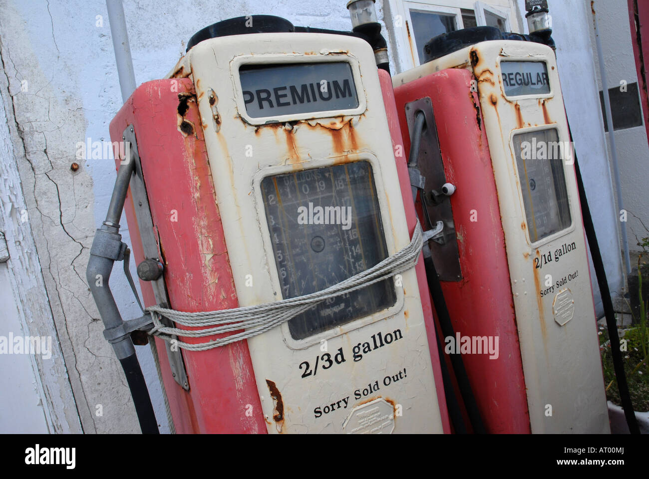 Photographer Howard Barlow - Disused petrol pumps in St Mawes, Cornwall Stock Photo