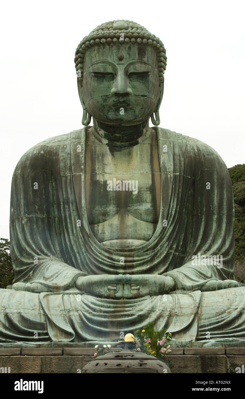 A classic image of the great Buddha statue at Kotokuin Temple in