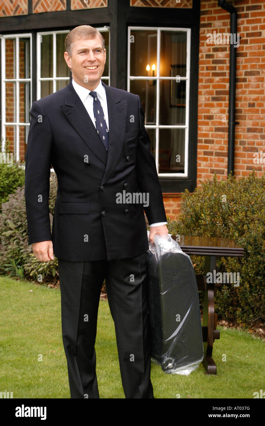 3583 Prince Andrew with Suitcase Stock Photo