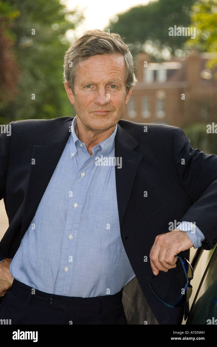 Tall older man hi-res stock photography and images - Alamy
