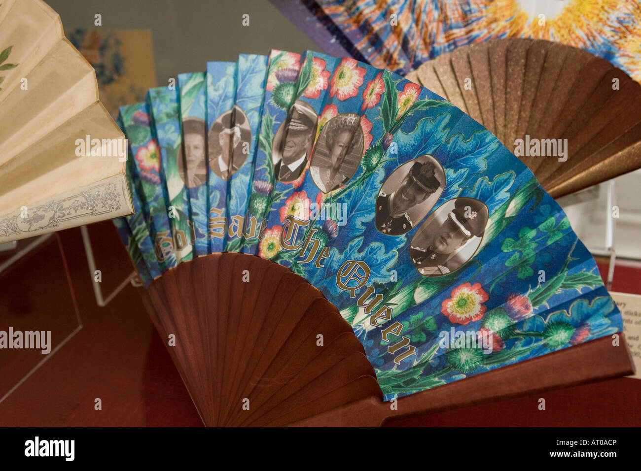 Royal family fan hi-res stock photography and images - Alamy