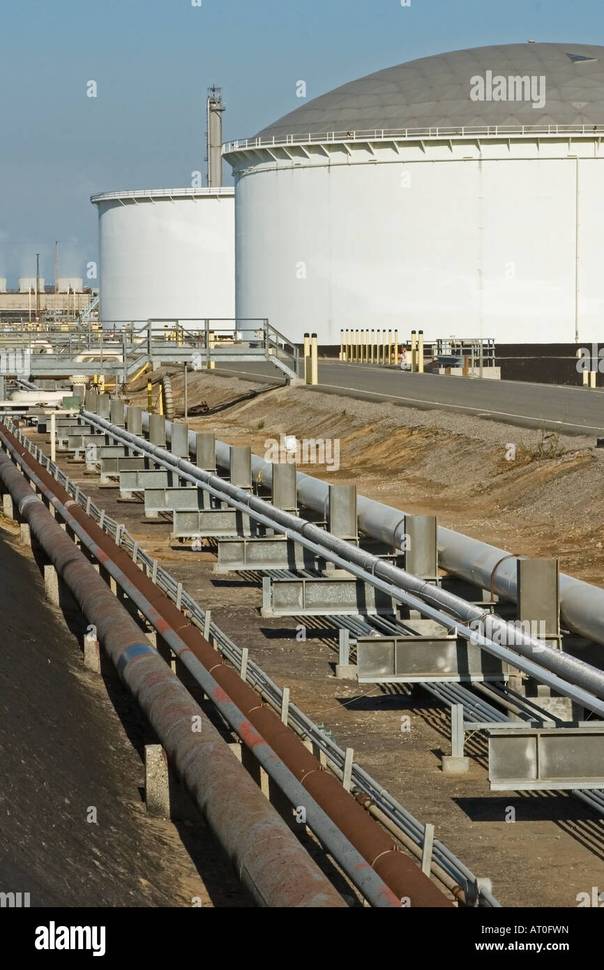 Tank Rack Refinery Tank tanks hydrocarbon hi-res stock photography and images - Alamy
