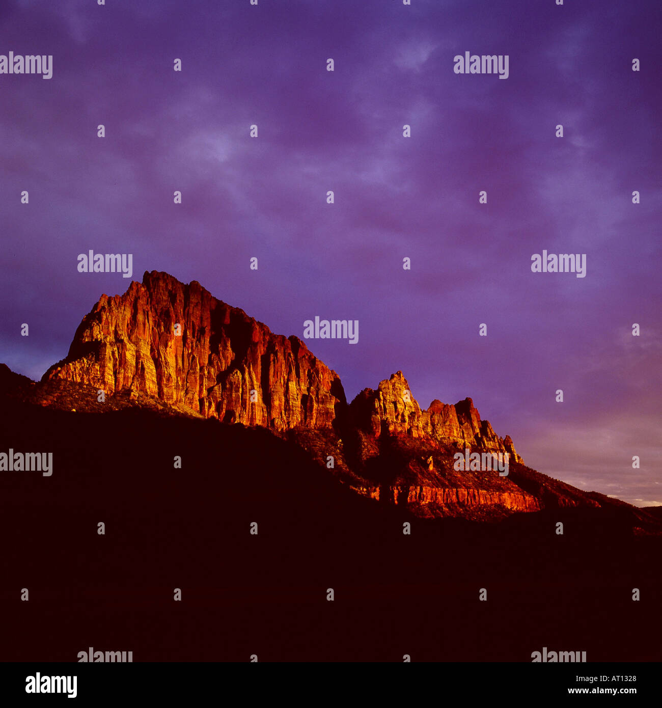 Zion National Park at dusk Stock Photo Alamy