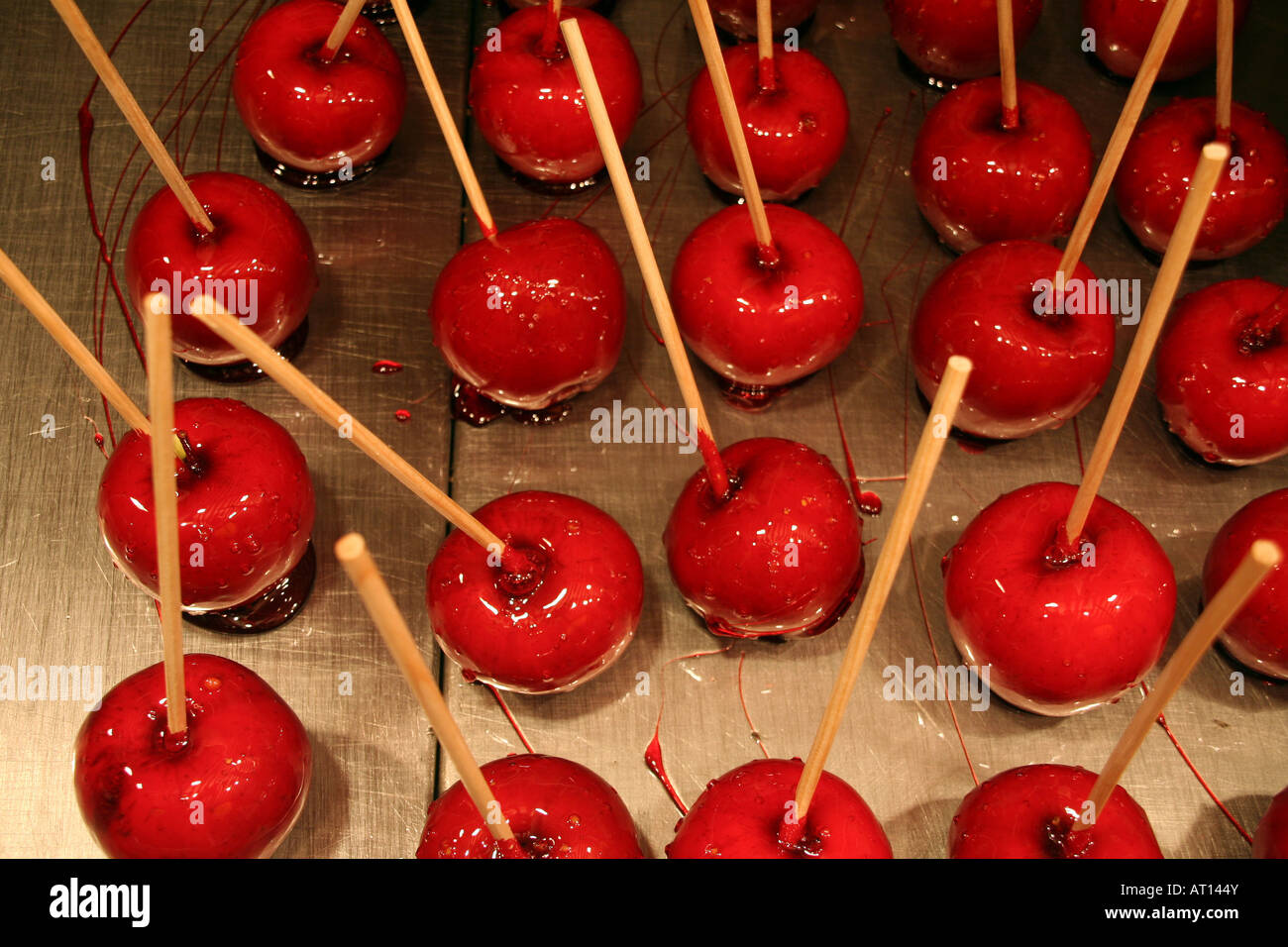 Candy apples hires stock photography and images Alamy