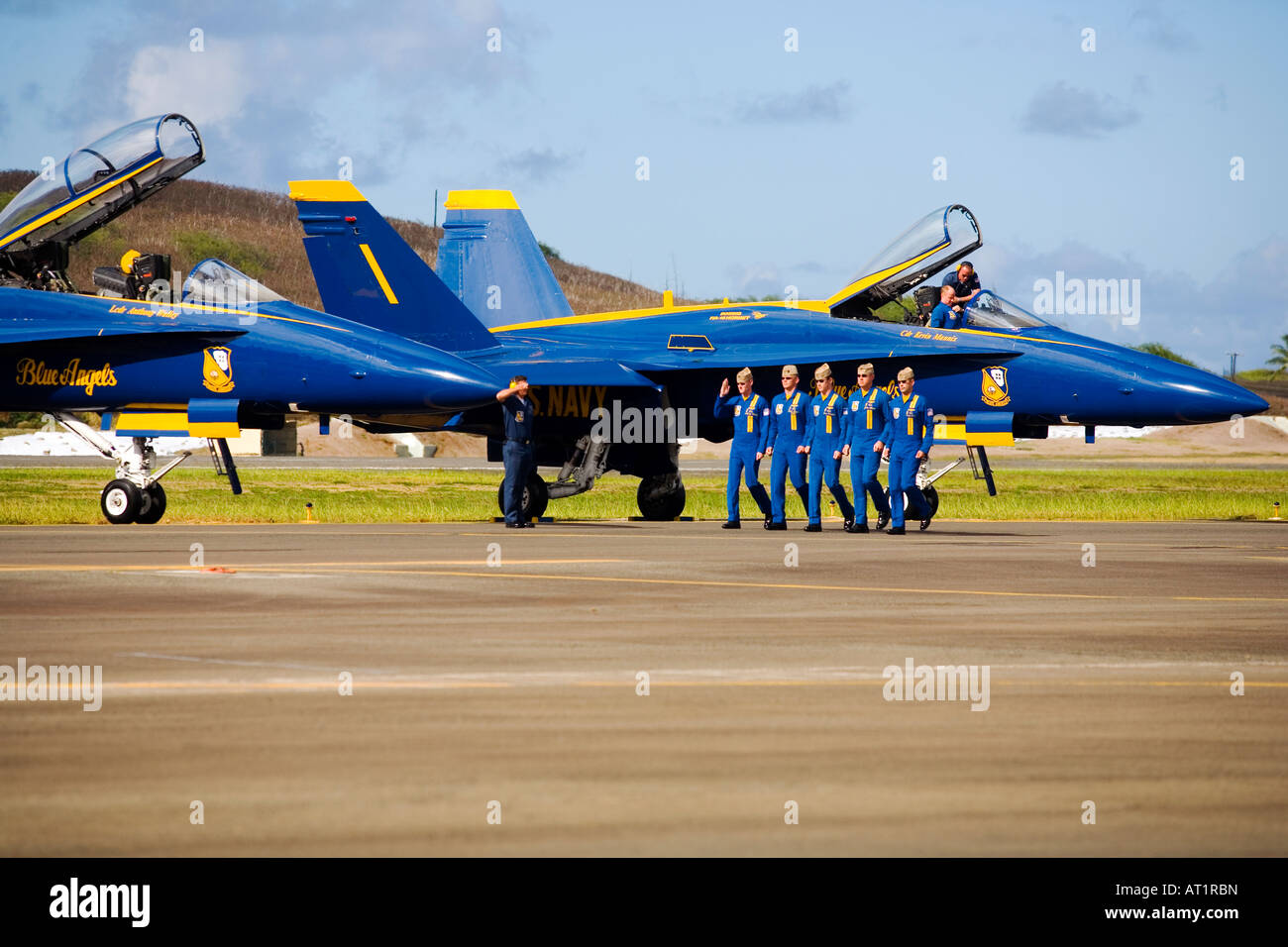 u s navy Blue Angels pilots going to their planes Stock Photo Alamy