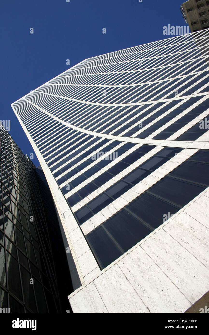 A view of the W R Grace Building, a Manhattan skyscraper completed in 1971.  New York City, USA Stock Photo