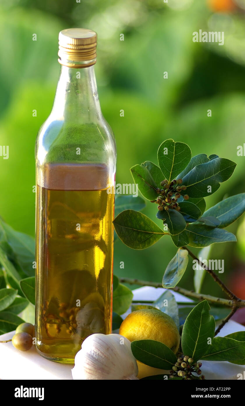 Bottle of olive oil and garlic Stock Photo Alamy