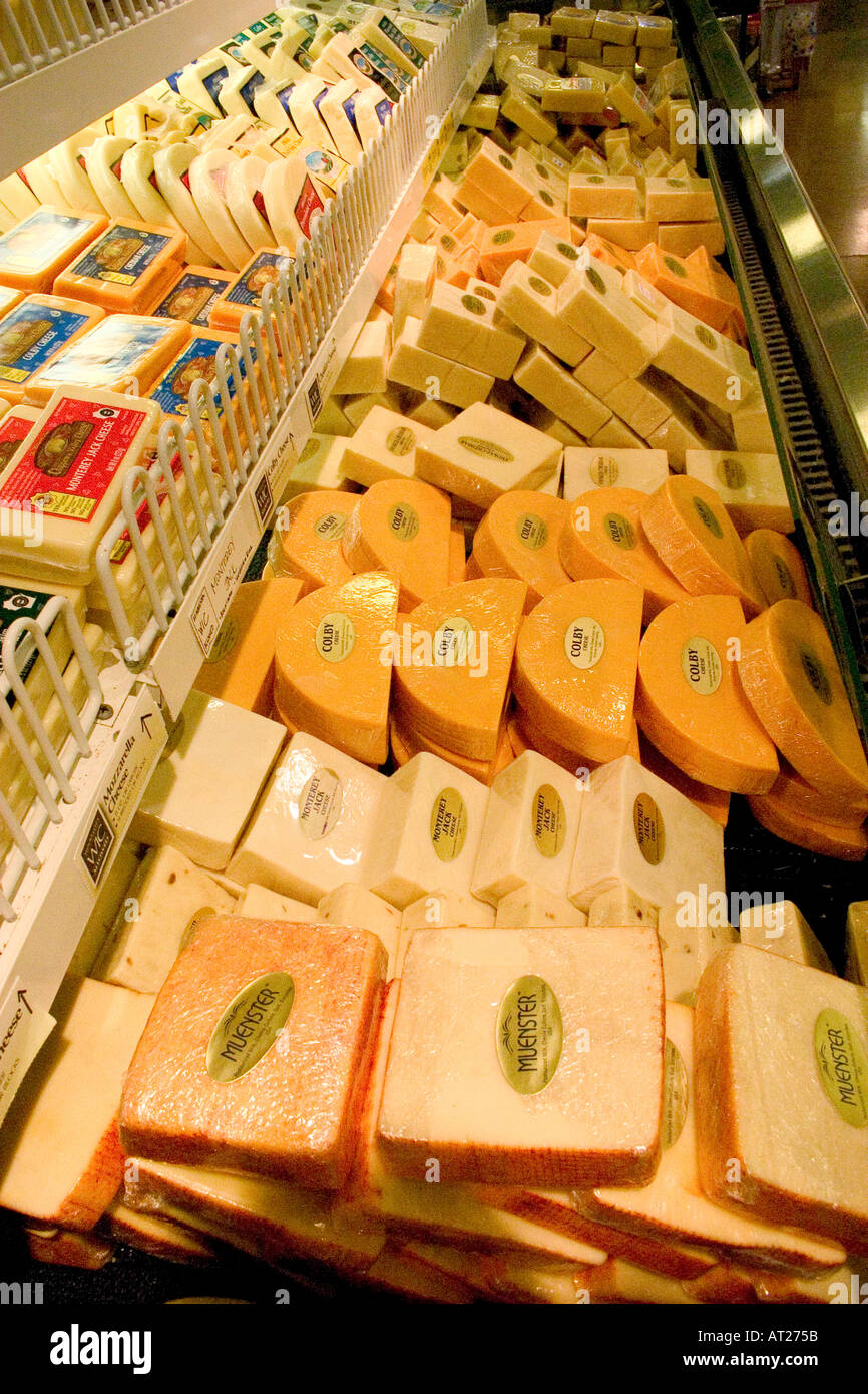 Display of cheese at the Mississippi Market a natural foods co-op located at Dale and Selby. St Paul Minnesota MN USA Stock Photo