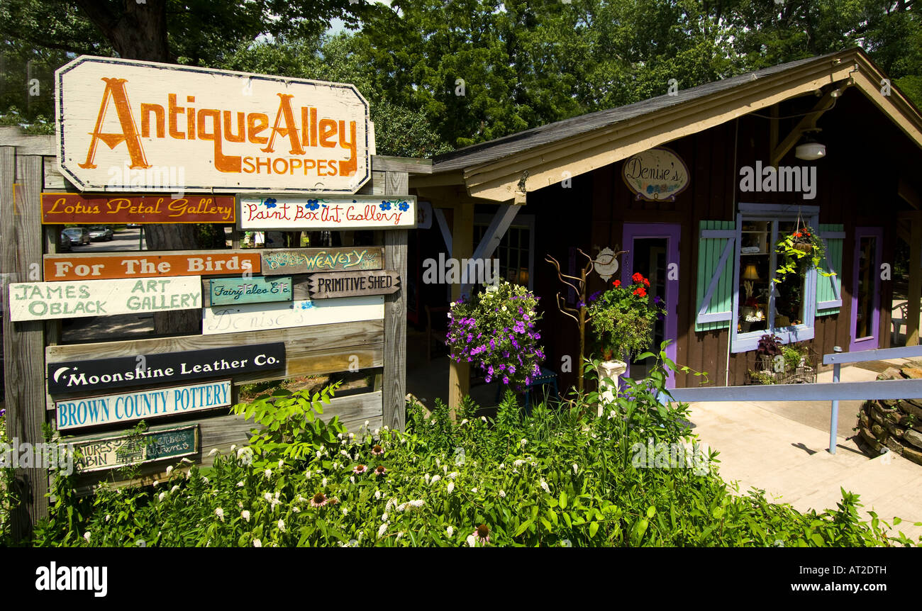 Antique Alley Shoppes famous shopping area in Nashville Indiana Stock