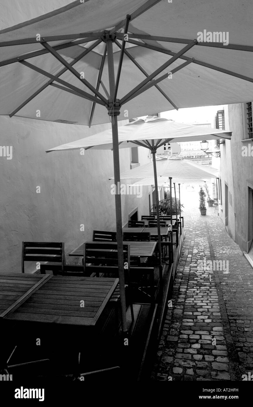 Umbrella alley Black and White Stock Photos & Images - Alamy