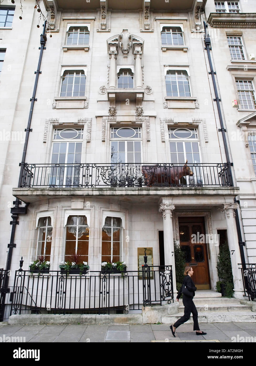 Commercial Offices of a number of companies 7 Cavendish Square London W1G 0PE Stock Photo