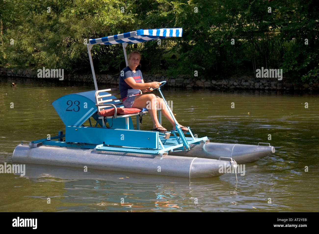 Julia davis hires stock photography and images Alamy