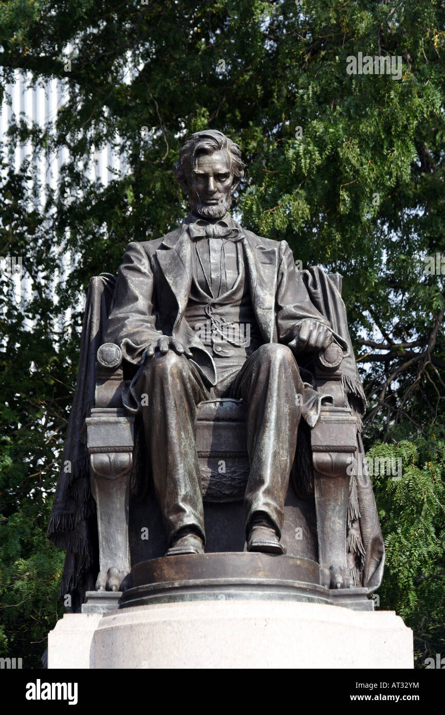Abraham Lincoln Statue in Grant Park, Chicago Stock Photo Alamy