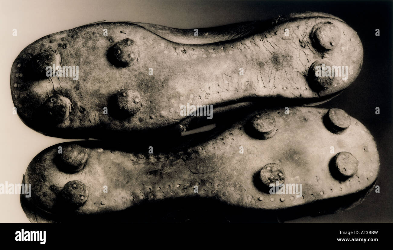 mens retro football boots