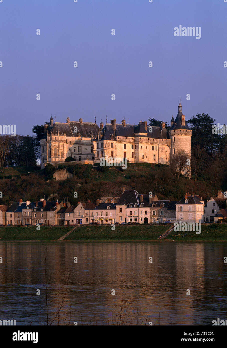 Chaumont, Schloß, Blick über die Loire von Norden Stock Photo