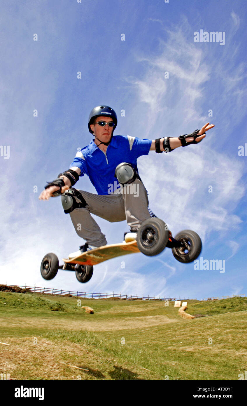 Knee boarding hires stock photography and images Alamy