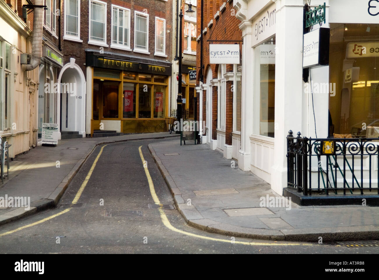 Quiet side street in the West End of London Stock Photo - Alamy