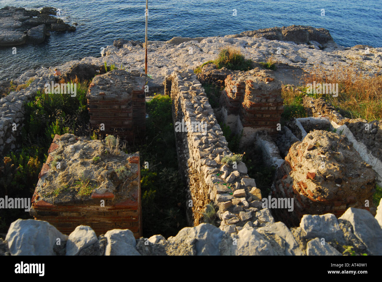 Ruins of a Roman villa on Capo di Sorrento Stock Photo - Alamy
