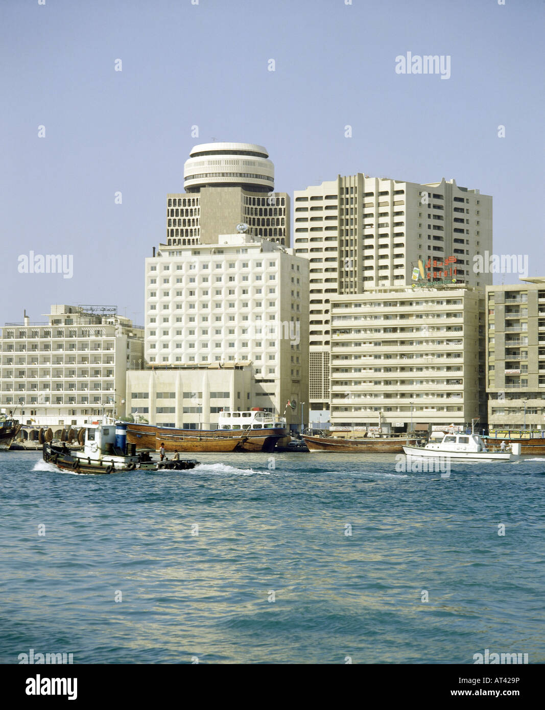 geography / travel, United Arab Emirates, Dubai, buildings, new buildings, building, architecture, boats, port, harbour, dubayy, Stock Photo