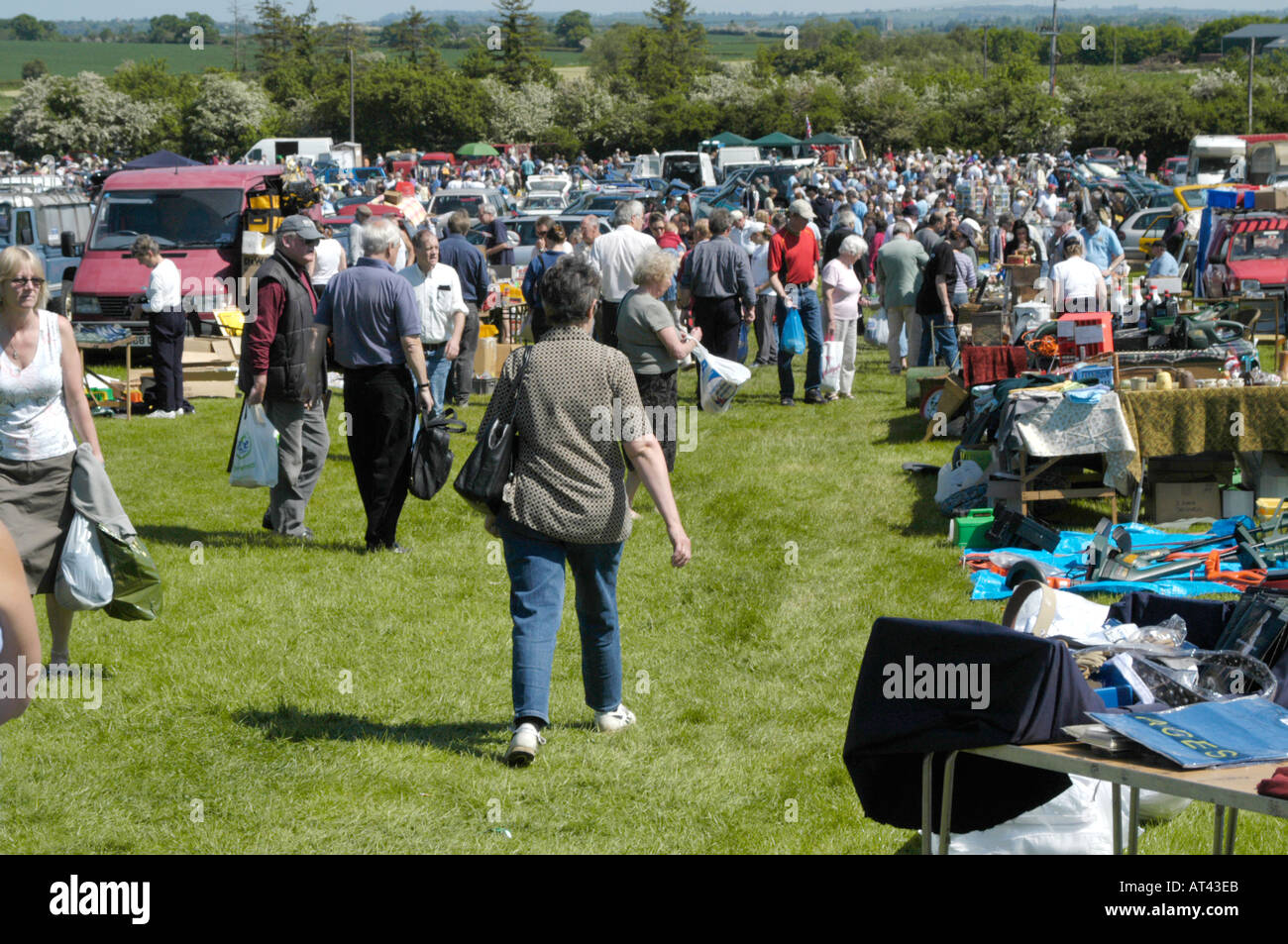 Tetsworth car boot sale Stock Photo Alamy