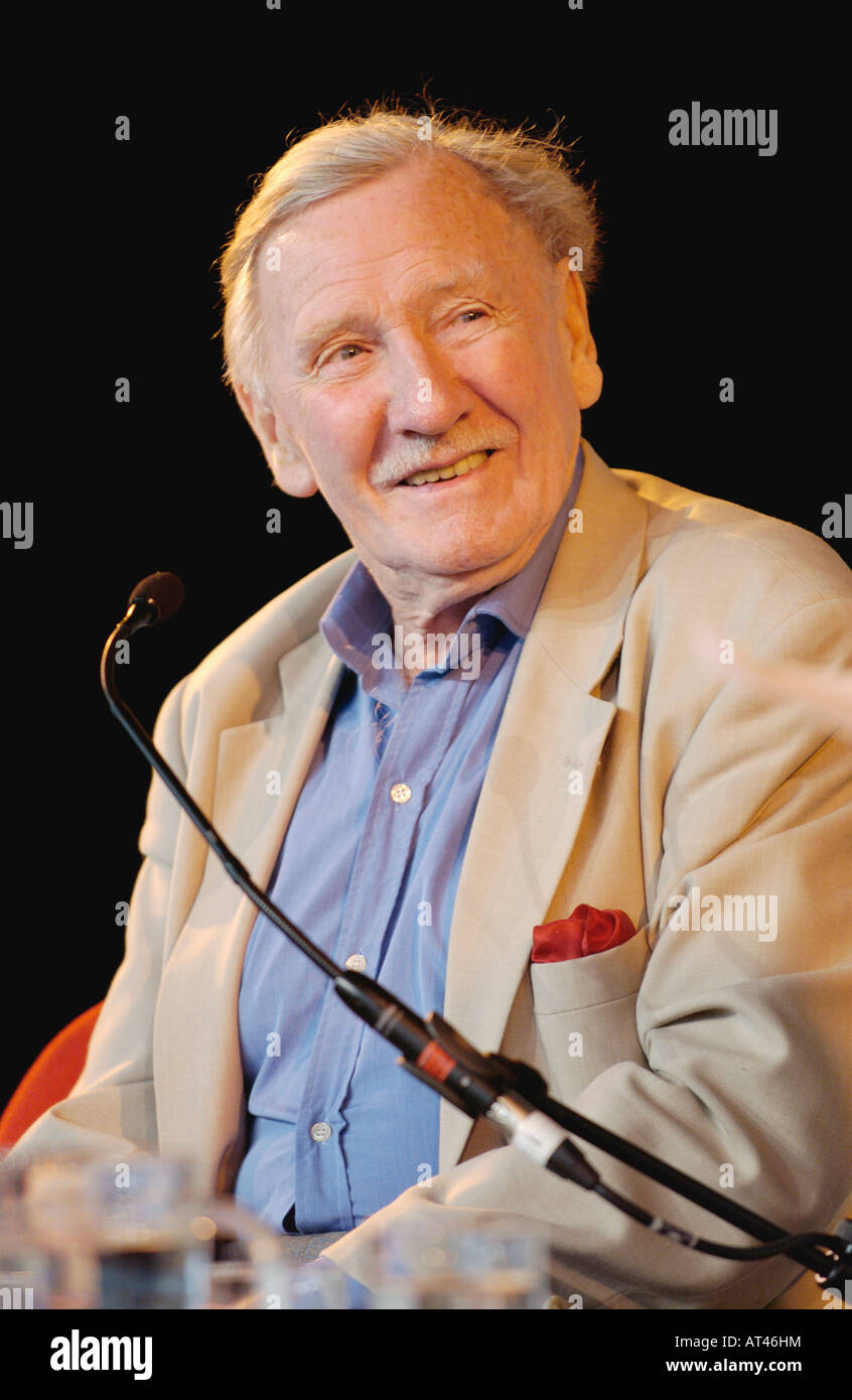 Leslie Phillips comedy actor at Hay Festival 2007 Hay on Wye Powys Wales UK Stock Photo