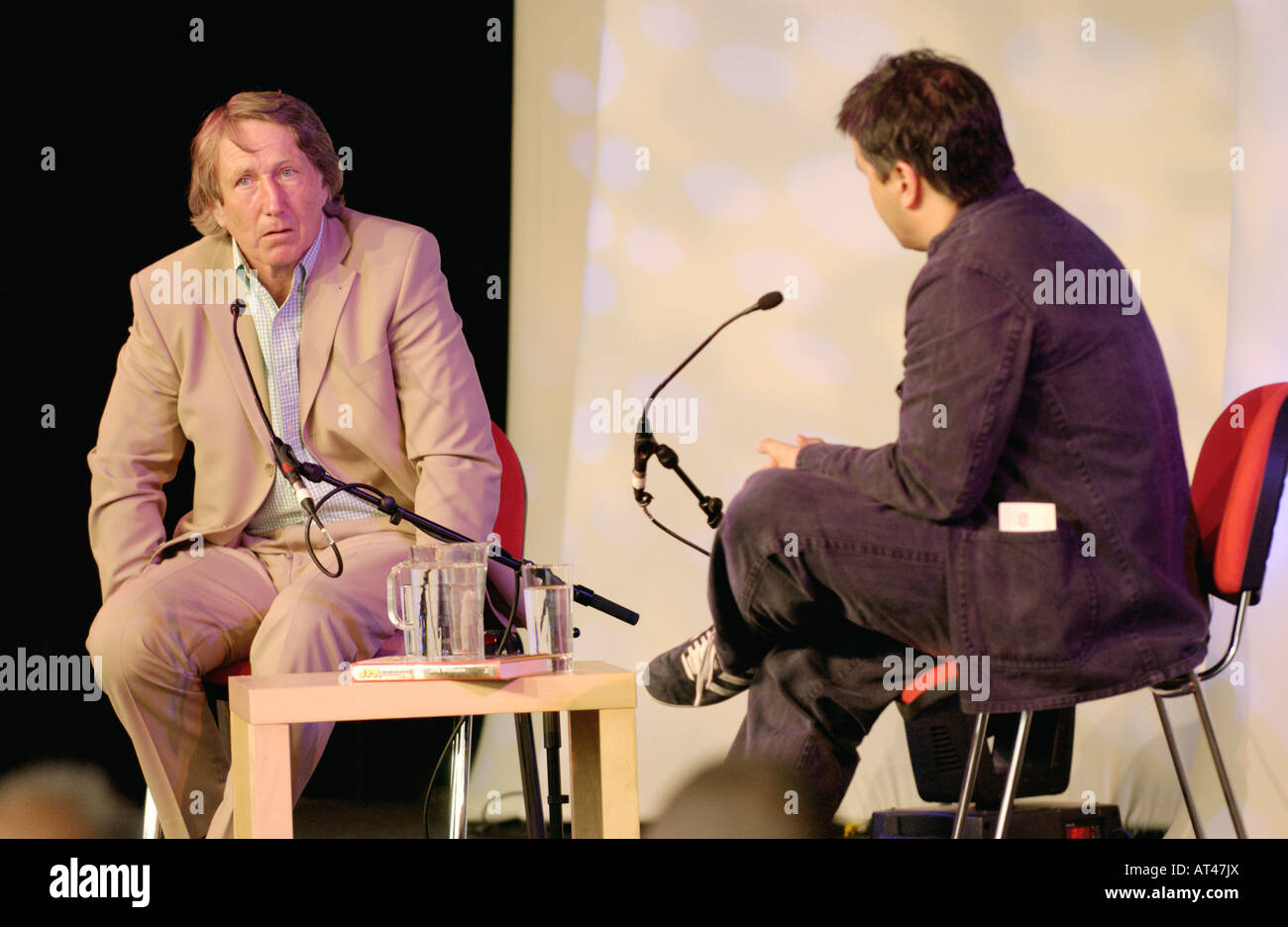 Former wales rugby player hi res stock photography and images Alamy