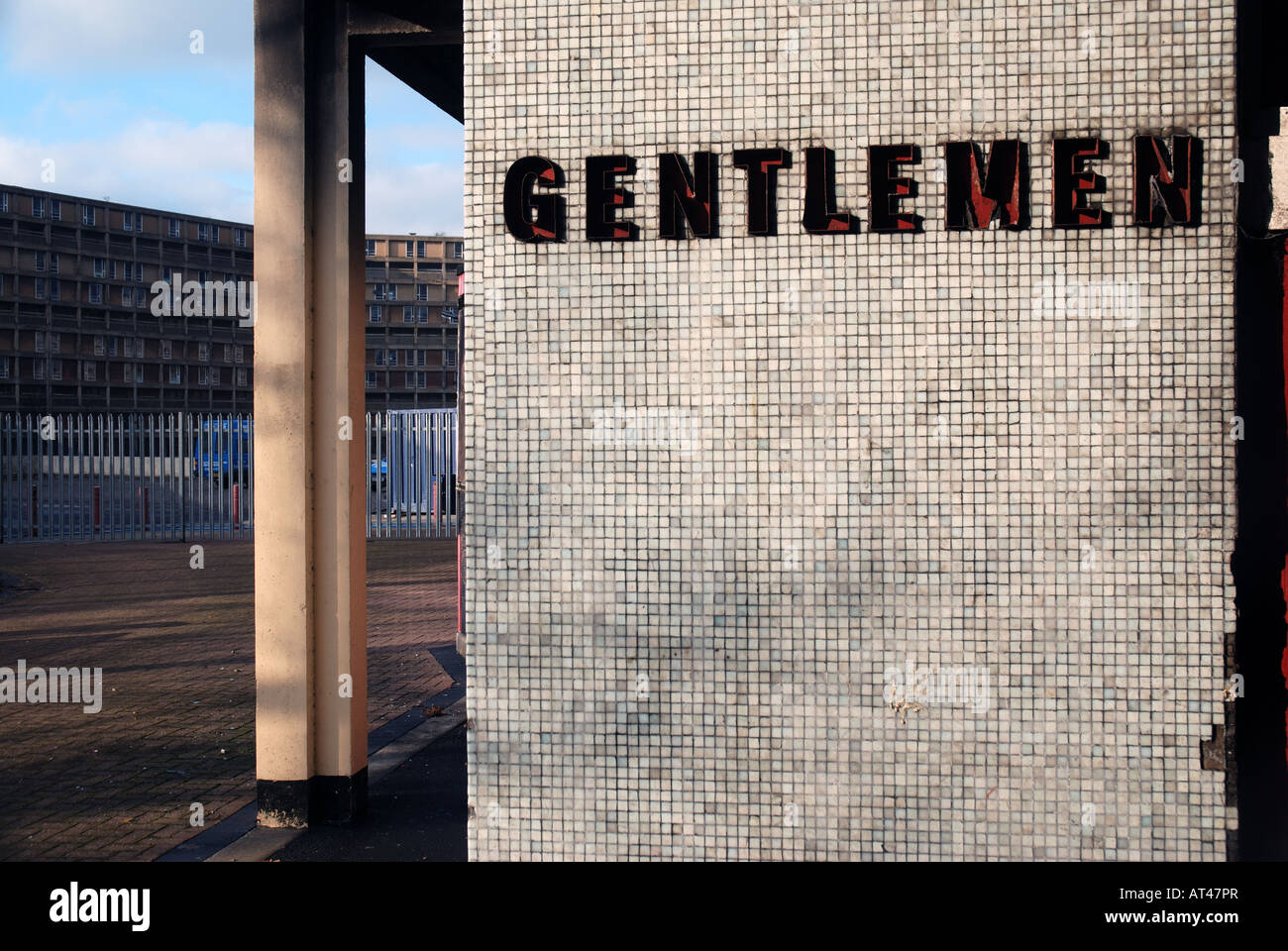 Park Hill Flats Sheffield Stock Photo Alamy