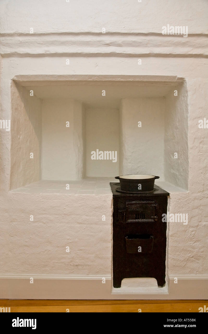 Range cooker kitchen hires stock photography and images Alamy