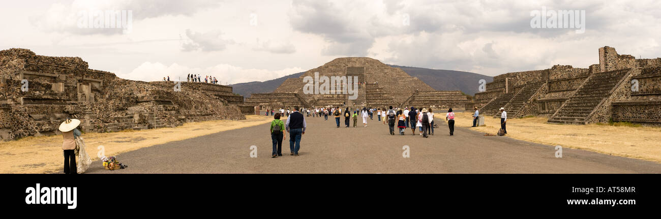 Panoramic view of the pyramid of the moon at the end of the avenue of the dead (calzada de los muertos) Stock Photo