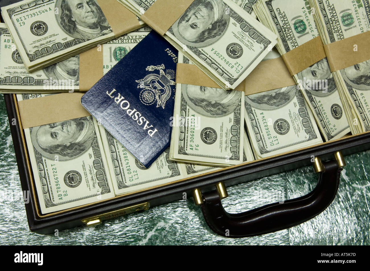 Briefcase full 100 dollar bills hires stock photography and images Alamy