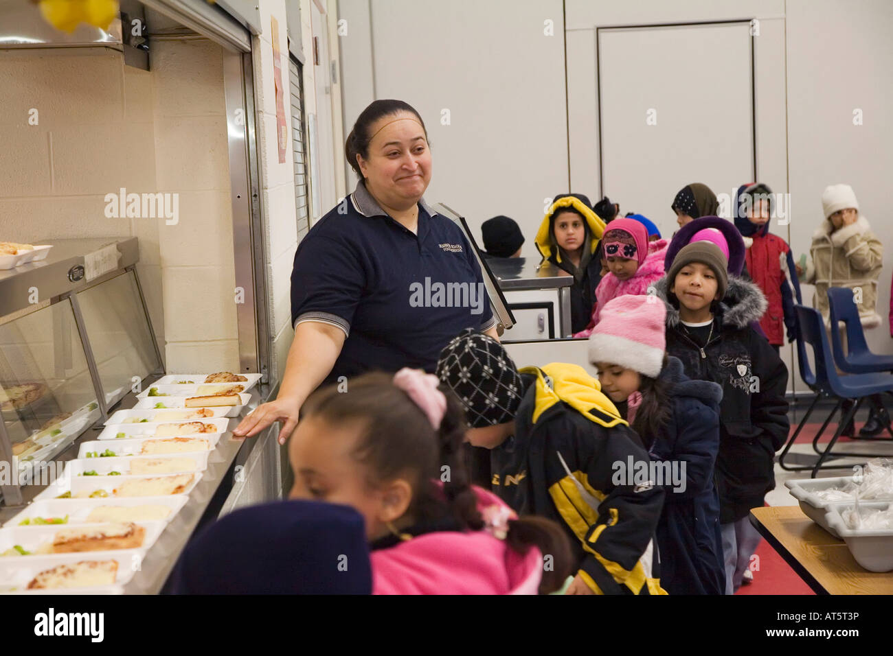 Dearborn Michigan Adilia Mohassen works in the cafeteria at Miller Elementary School Stock Photo