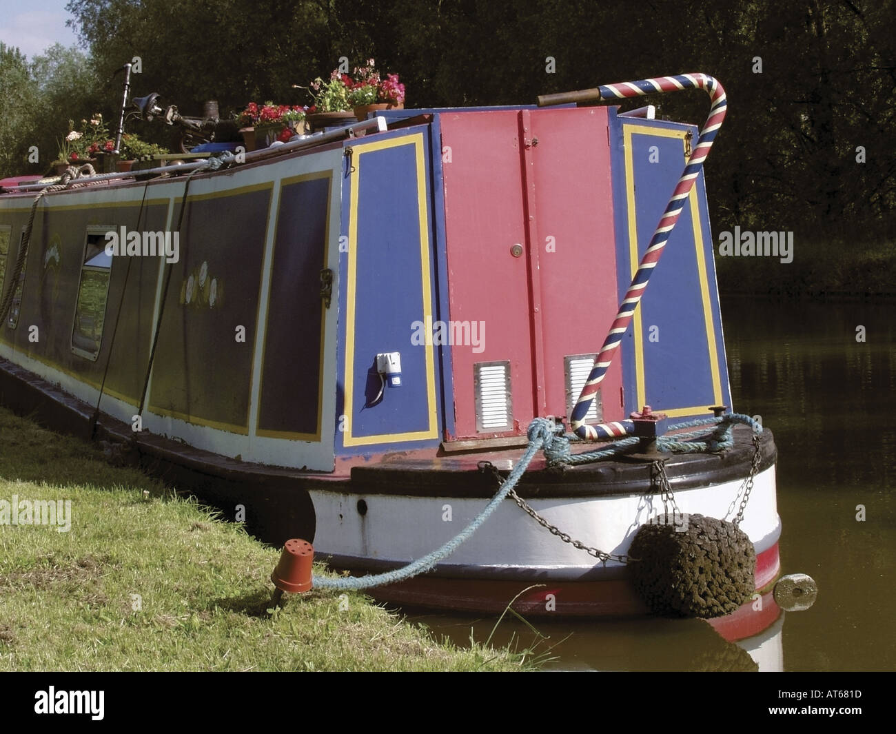chilterns grand union canal dudswell locks buckinghamshire england