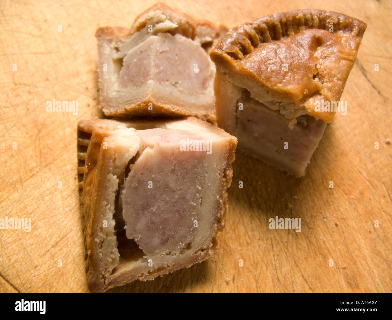 Pie cut into quarters hires stock photography and images Alamy
