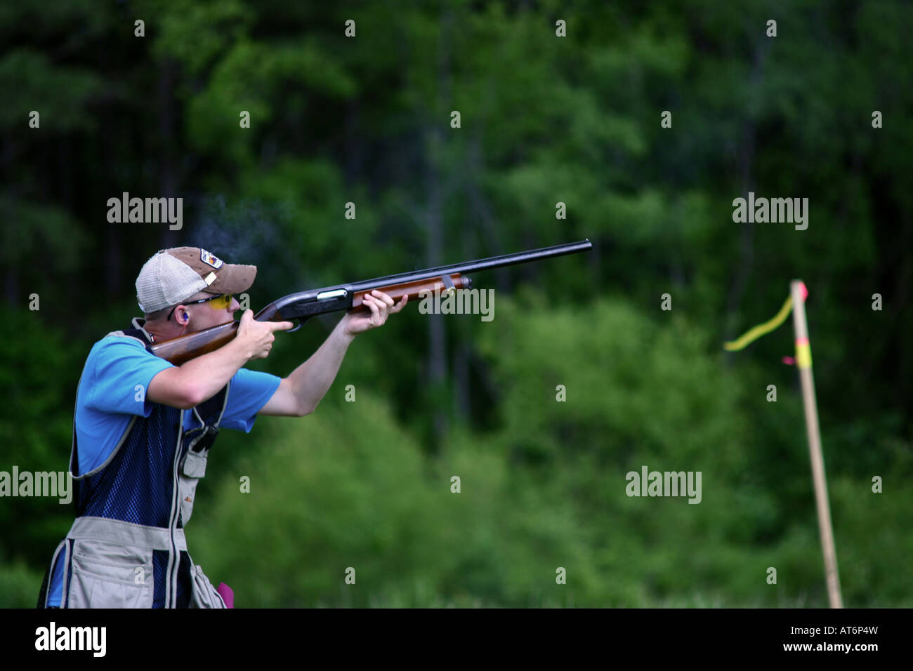 4H shooting sports skeet shooting Stock Photo Alamy