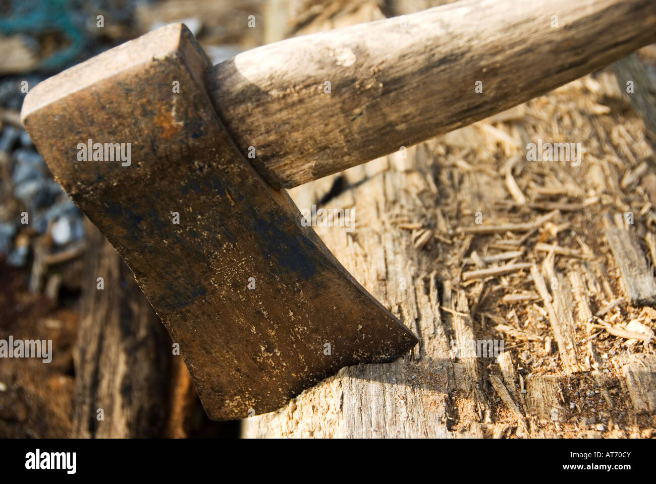 Bury the hatchet hires stock photography and images Alamy