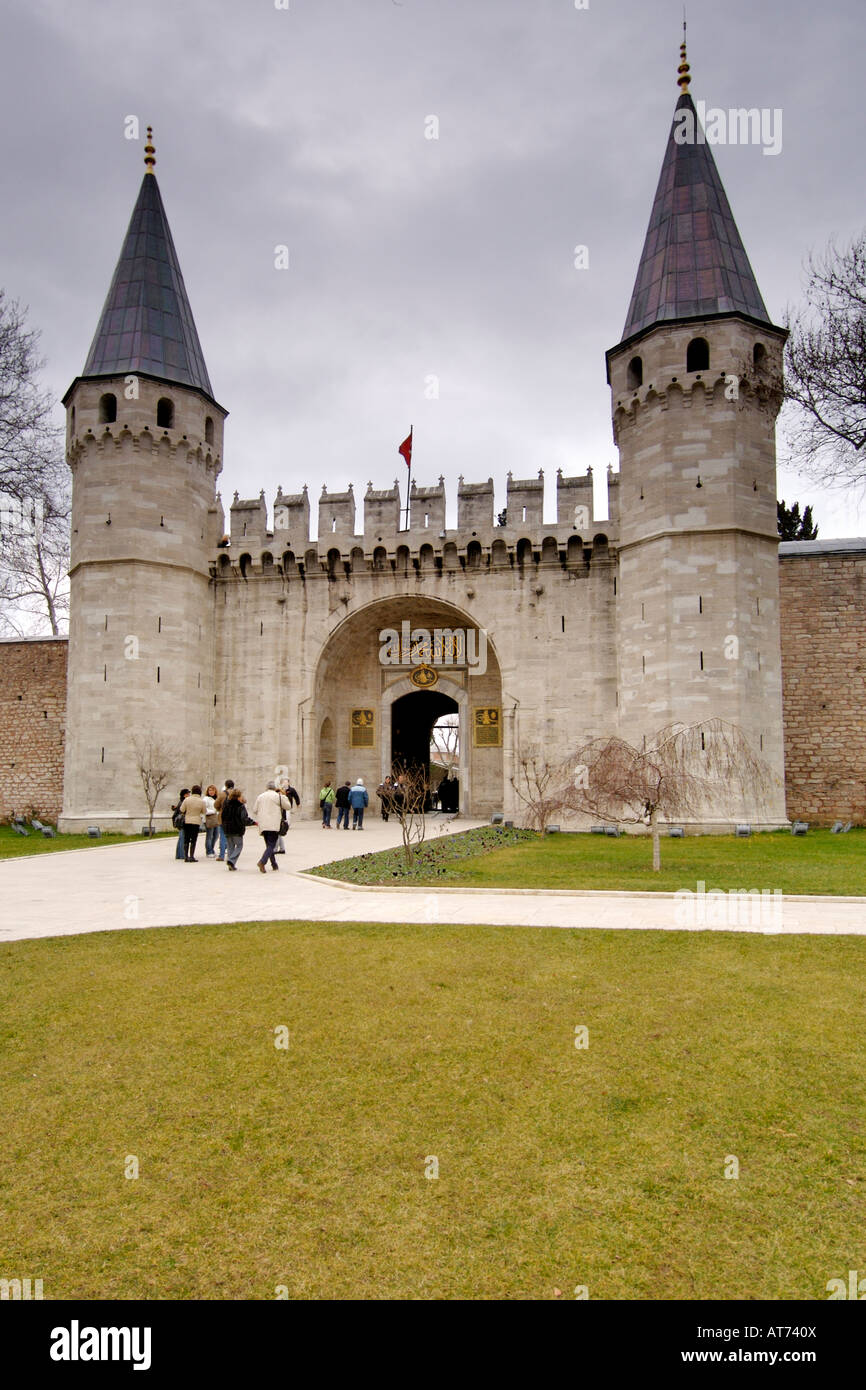 The Bab üs Selam (gate of Salutation) in the Topkapi Palace (Topkapi Suryi) in Istanbul, Turkey. Stock Photo